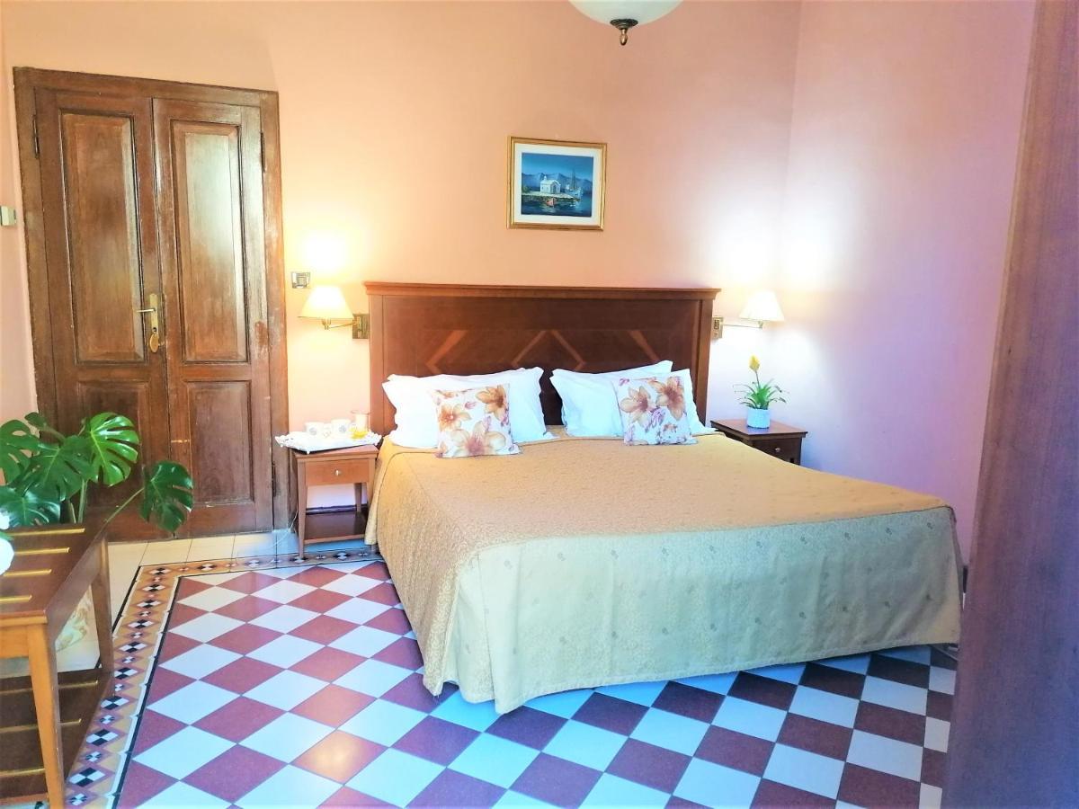 Hotel La Rondinella 3*